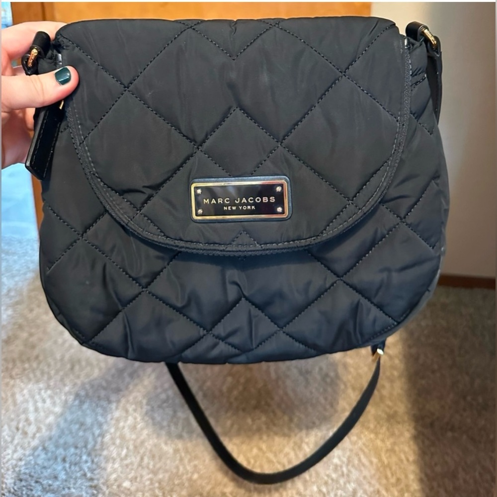 ✨Authentic Marc Jacobs Women's Quilted Pouch Messenger Bag✨ - Picture 6 of 7